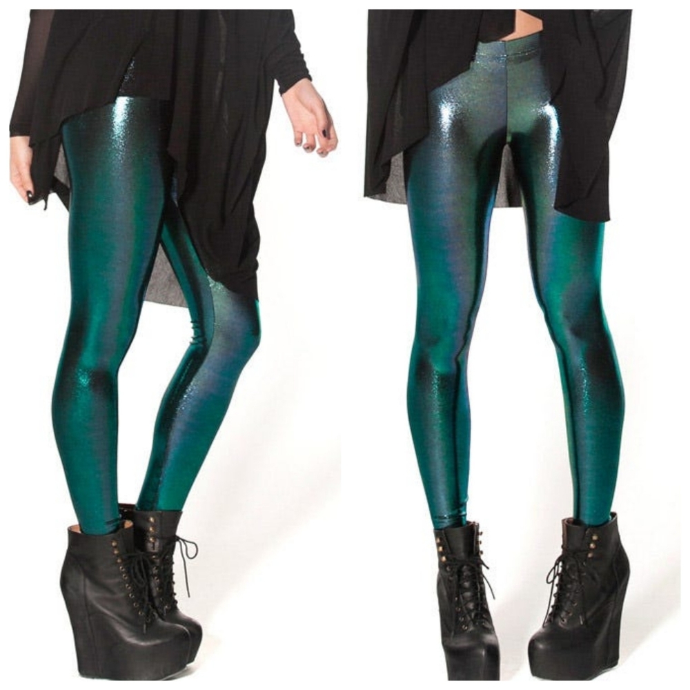 NWOT Blackmilk Oil Slicks Green Leggings M